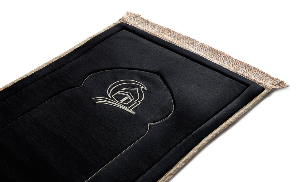 Black Kaaba Embroidery Prayer Mat | Urban Rugs KSA
