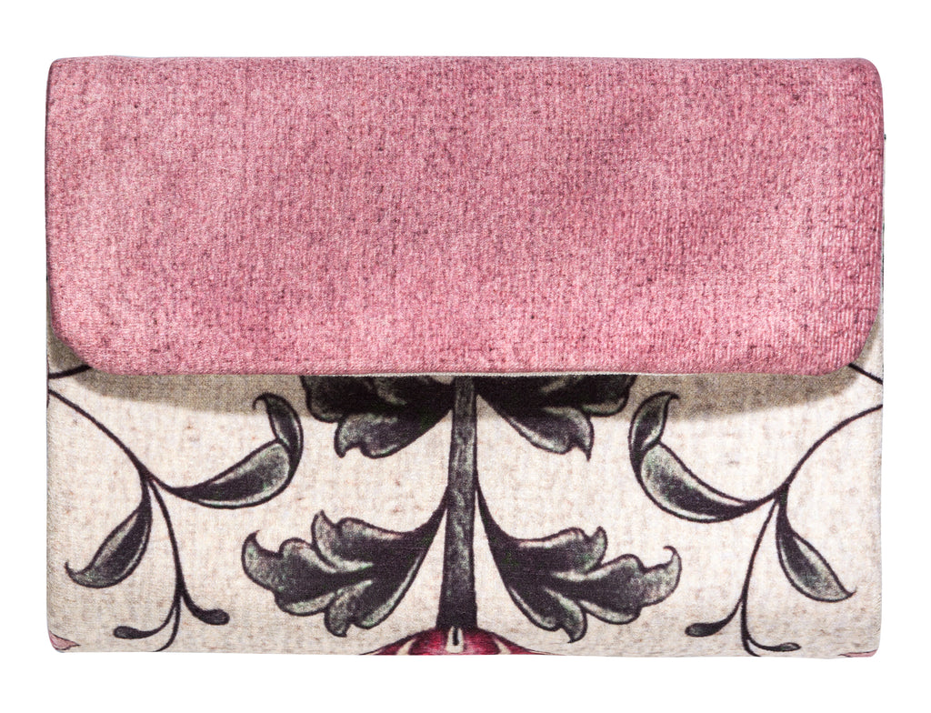 Rose Blooming Damask Portable Sejadah | Urban Rugs KSA