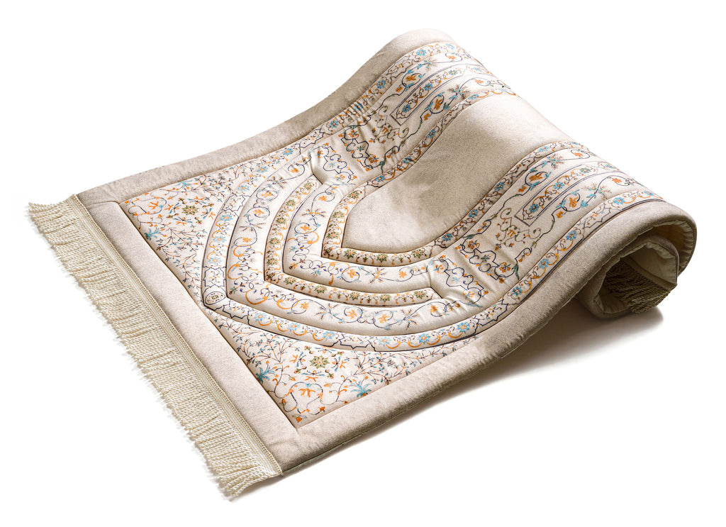 Antique Indian Arch Premium Prayer Mat | Urban Rugs KSA