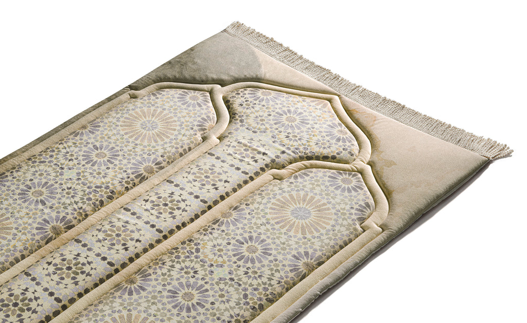 Elite Moroccan Premium Prayer Mat | Urban Rugs KSA